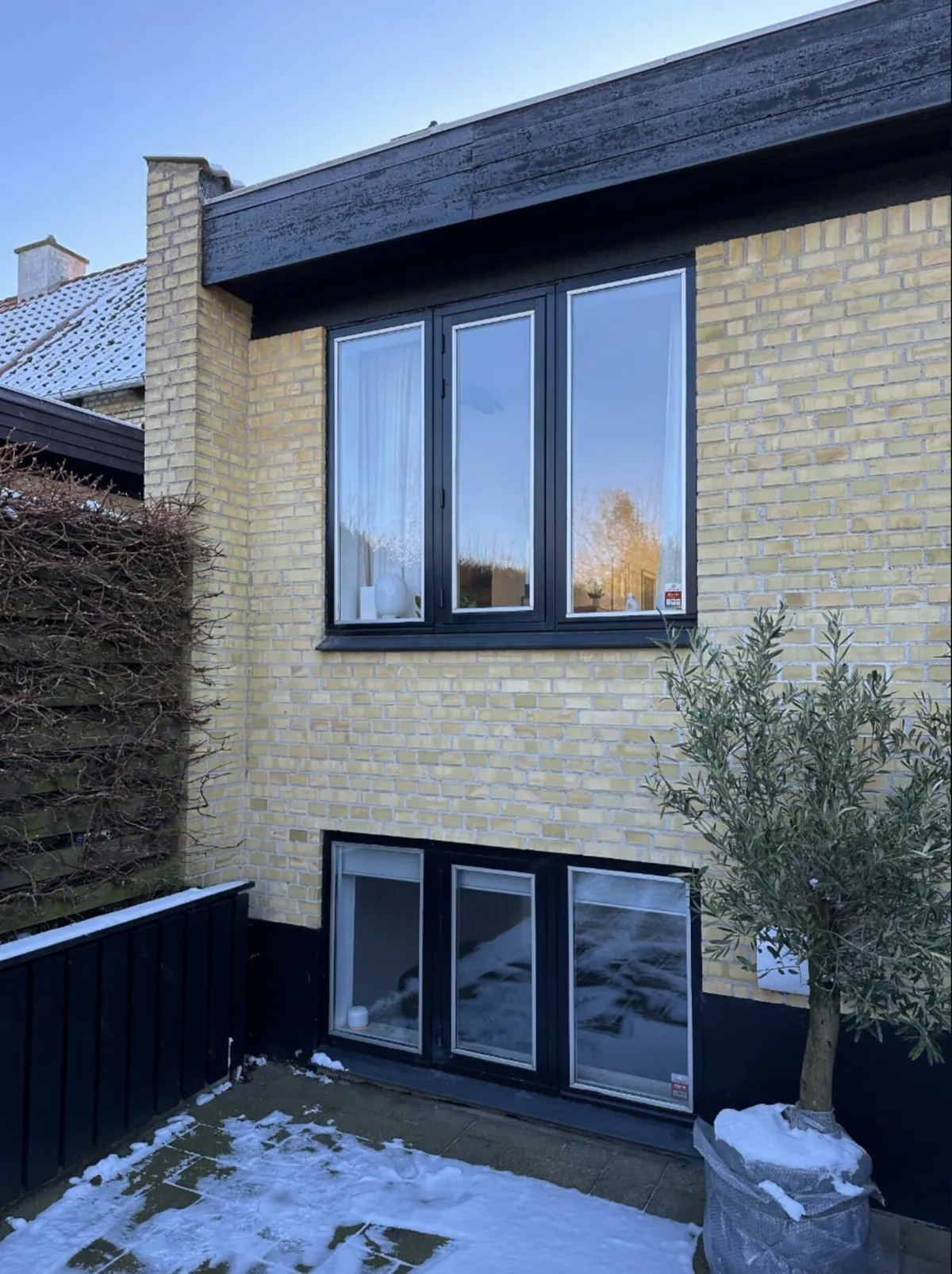 The terraced house